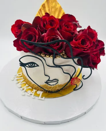 Floral birthday cake Maison De Treats