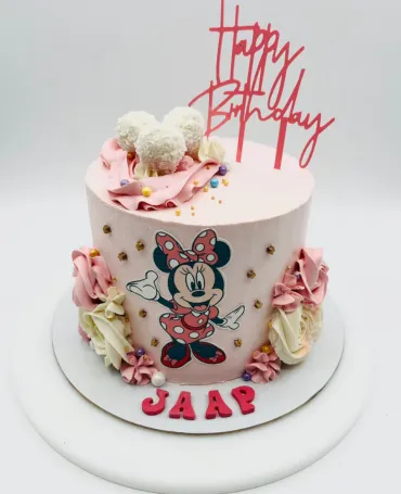 Multi-layer anniversary cake design