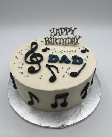 Classic birthday cake Maison De Treats